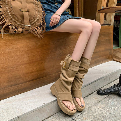 Tongs d'été, sandales et bottes