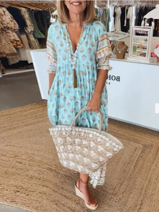 Robe trapèze taille haute à imprimé floral et col en V