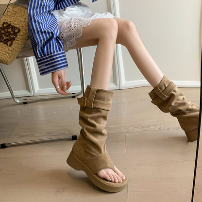 Tongs d'été, sandales et bottes